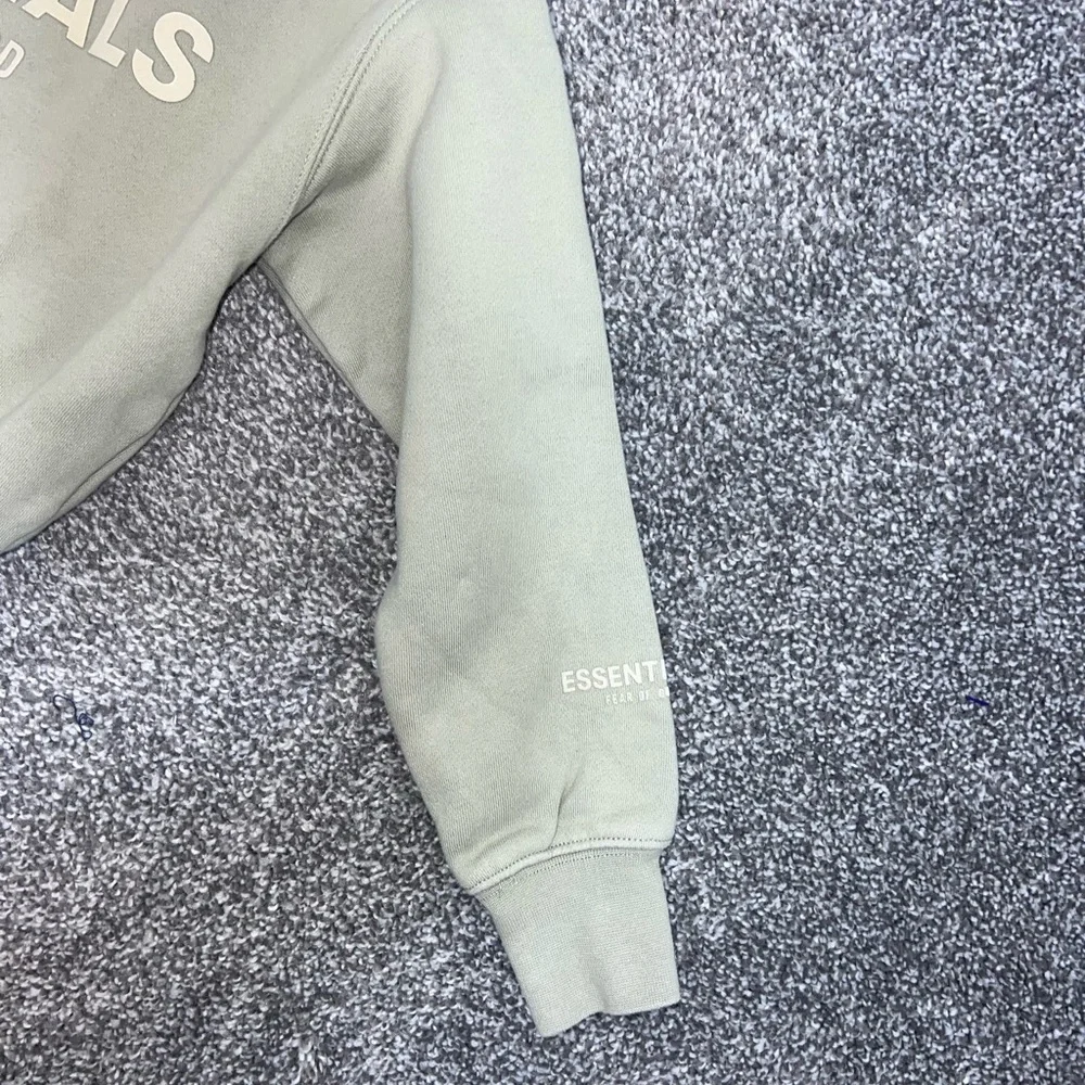 Fear of God Essentials Kids Sage Green Logo Sweatshirt 4-5 years